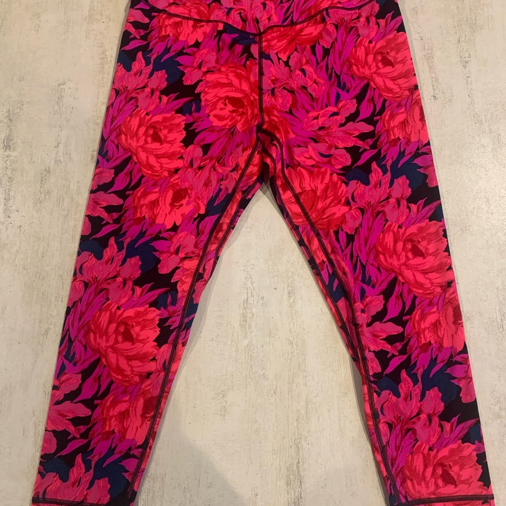 Victoria's Secret women’s Floral Leggings - Hot Pink & Purple